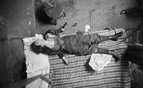 出租屋内现花季少女尸体41岁嫌犯被捕我把她砍死了