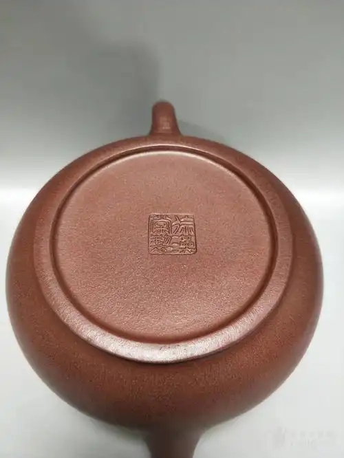 徐汉棠款,紫泥,泥绘花鸟紫砂壶.