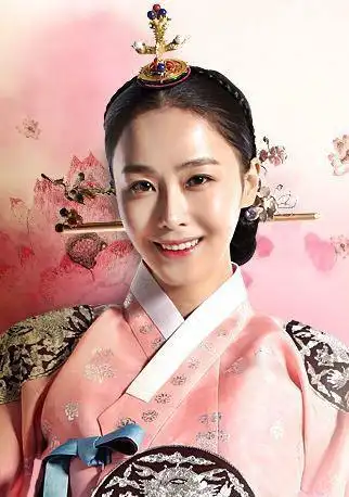 仁显王后(洪秀贤 饰)  配音:刘惠云 ;邓洁丽