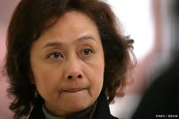 著名影视剧演员黄梅莹