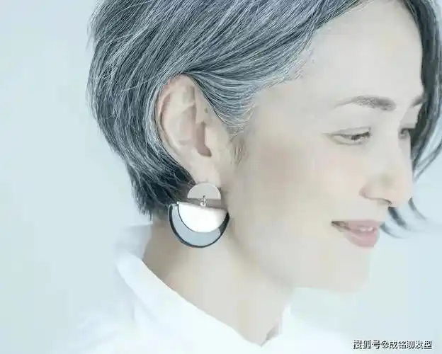 我们都知道,爱美"从头开始",一款好看的发型能够让你立刻颜值飙升