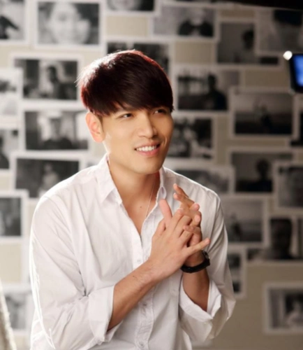 杨宗纬广告形象代言费多少