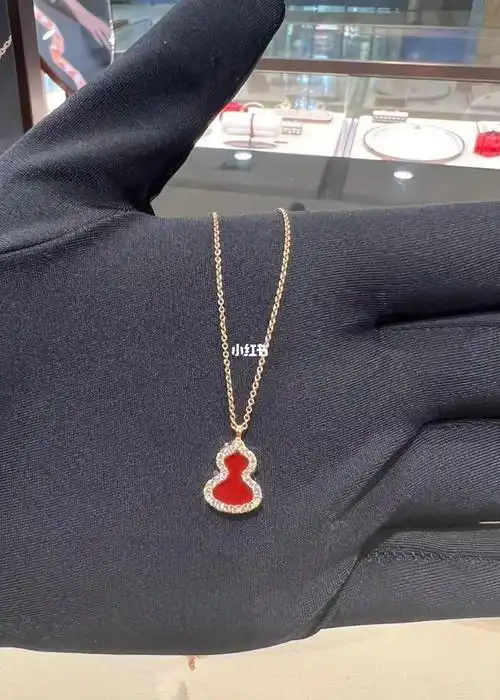 澳门免税qeelin葫芦项链