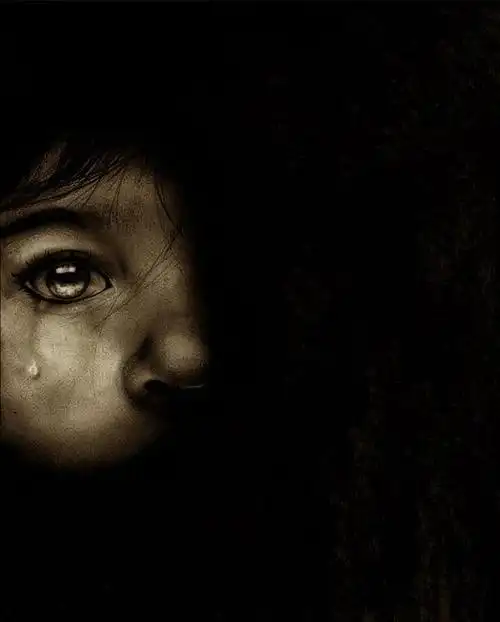 流泪的眼睛素描画伤感素描图片