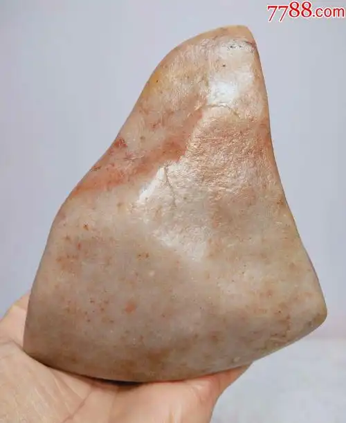 4280新疆戈壁彩玉原石把件751克