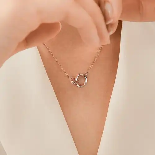 yuban 爱心莫比乌斯环项链女新款心形环环相扣锁骨链轻奢小众设计感