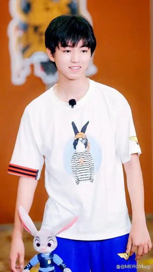 一路喜欢王俊凯的心路历程,始于颜值忠于人品