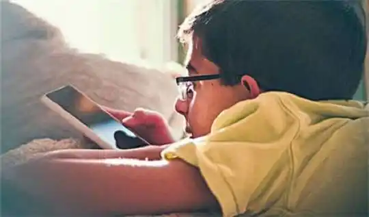 高一孩子叛逆沉迷手机游戏不爱学习怎么办