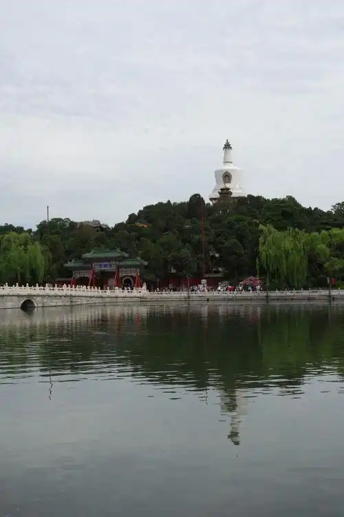 北海公园景点 北京北海公园景点