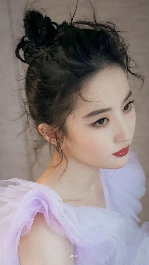 刘亦菲第二套来了2021当季官方会员高定