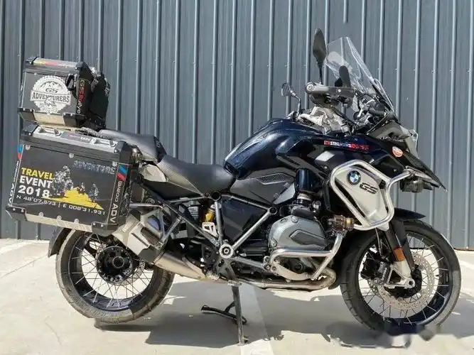 转让16年大贸宝马r1200gs水鸟三黑版