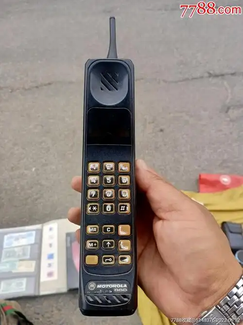 摩托罗拉大哥大手机