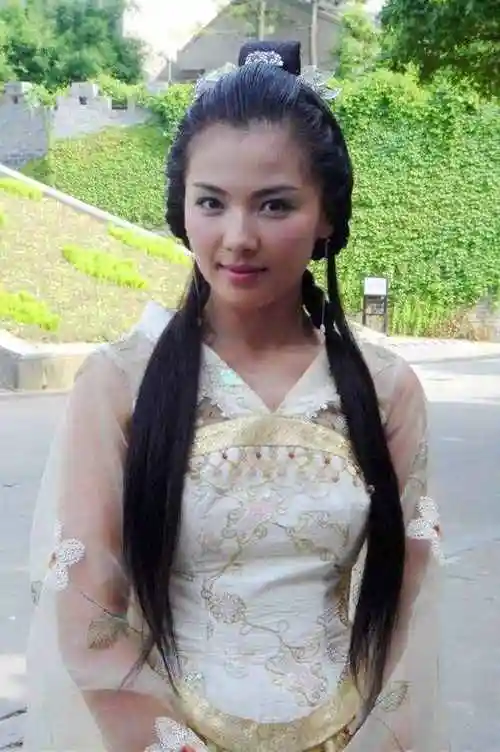 馥雅公主倾世皇妃马馥雅孩子是谁的