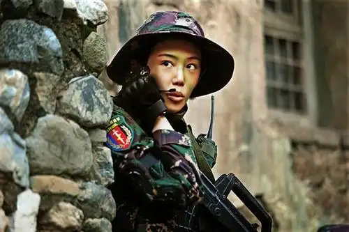 《女兵》高丽雯化身特种女兵 英姿飒爽