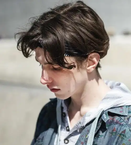 ericwarner个人听说好看的男生总是英年早婚呜呜呜