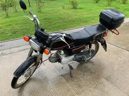 上个世纪80年代的"70c嘉陵",摩托车,那是一代人的回忆