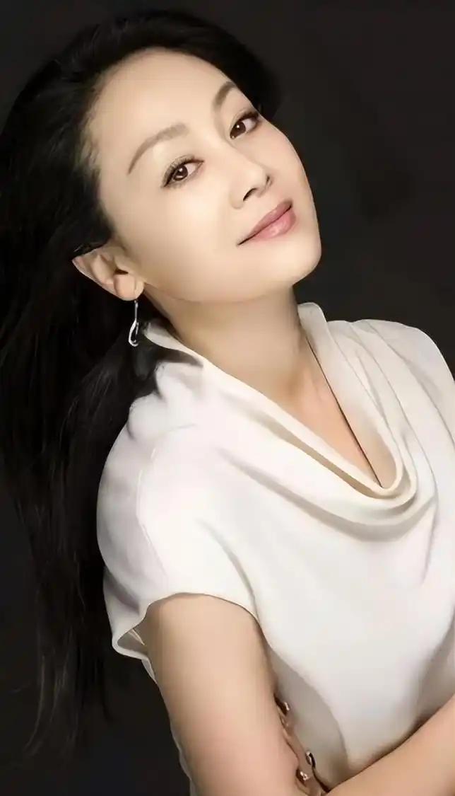 回顾王姬:为自闭症儿子付出一生,如今女儿也要走她的老路吗?