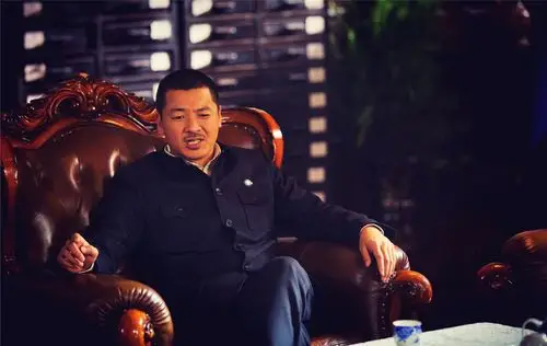 齐奎《烽火连城决》一人饰三角 演技担当玩分裂