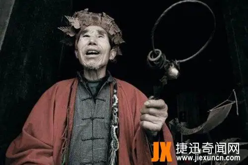 湘西苗族女人下蛊真实案件,中蛊的人真无药可救吗(3)