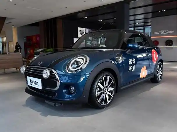 女士小型车自动挡,自动挡的可爱小车,卡丁车运动感男女都爱,带你看