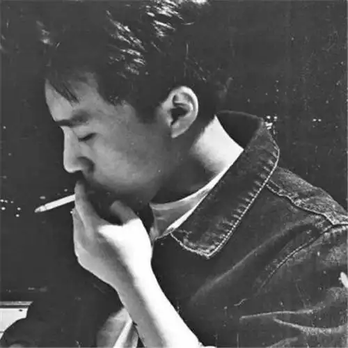 2018微信颓废冷酷的男生头像 所谓自由不是随心所欲