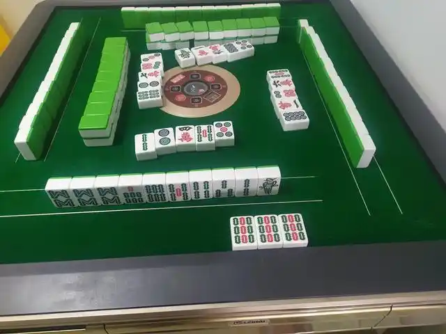 打麻将,必然离不开运气这一话题.