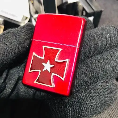 原装zippo惊喜徽章21150十字星勋章红色十字军