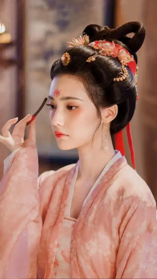 女星古装『粉』