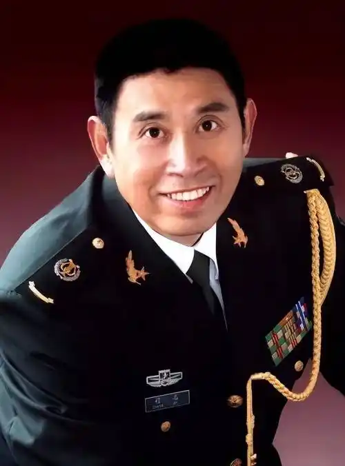 歌唱家程志病逝:他是生活中的好男人,婚姻成谜_总政歌舞团_施鸿鄂