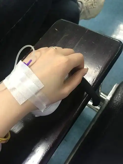 回应: 江湖救急求女生手的打针图片