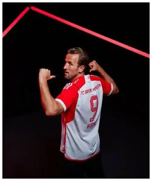 马特乌斯挑战德雷森!凯恩超越队友,鲁梅尼格像"保姆"_拜仁慕尼黑_球员