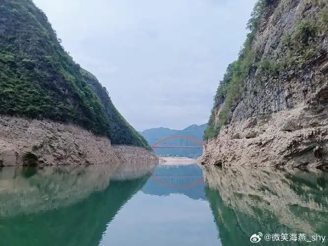 巫峡小三峡,重庆市巫山县  24年6月9日下午先坐大船,站在甲板上感受