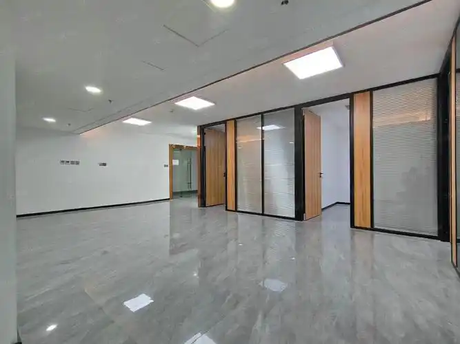 【10图】地标神盘 东街口 五四路 力宝天马大厦168平 三室一厅,福州