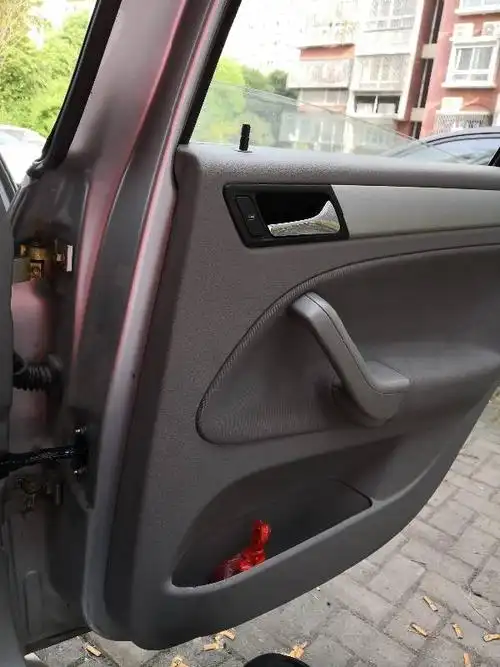 新宝来车门门板怎么拆,新宝来门板拆卸教程