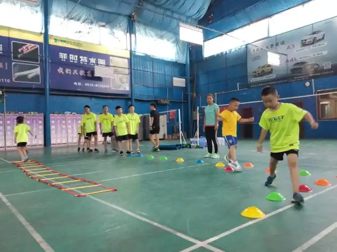 海丰羽毛球培训班秋季班招生中