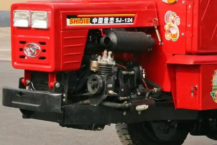 世杰124a盘式拖拉机