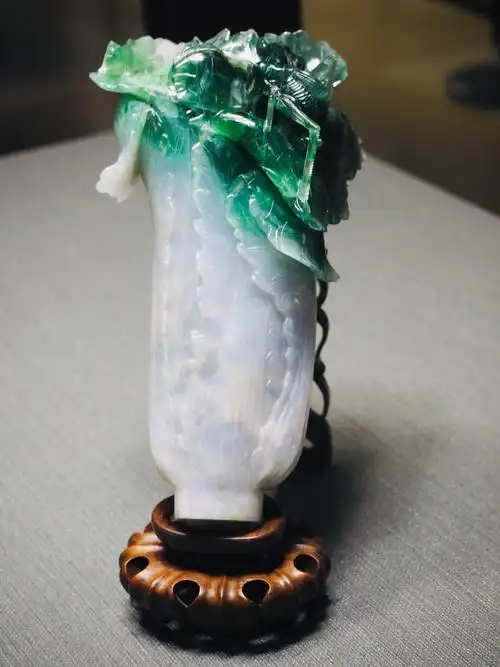 台北故宫博物院点滴文物的留影.