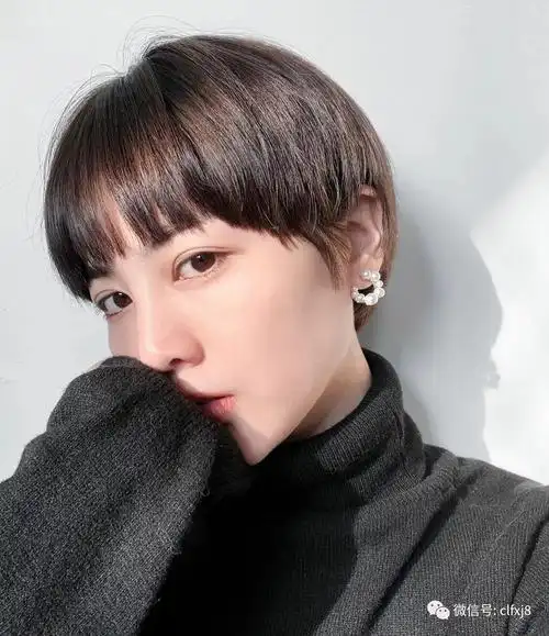 清爽超短学生头