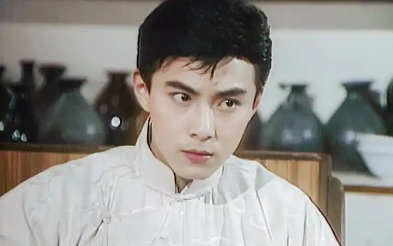 网友:花美男!张卫健年轻照大公开!不输韩星!