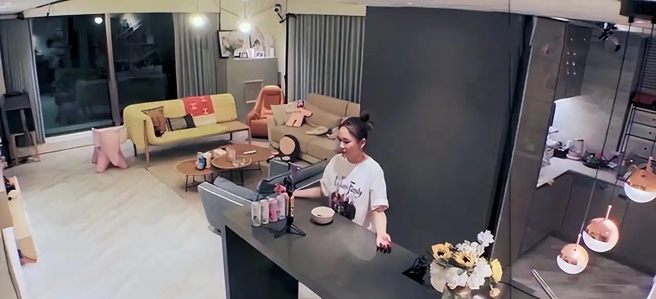 陈乔恩的豪宅火了,全屋精致奢华,一尘不染,幸福的模样藏不住!