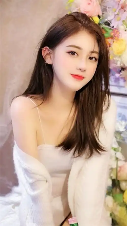 2022抖音上最火的潮图美女壁纸高清图片大全