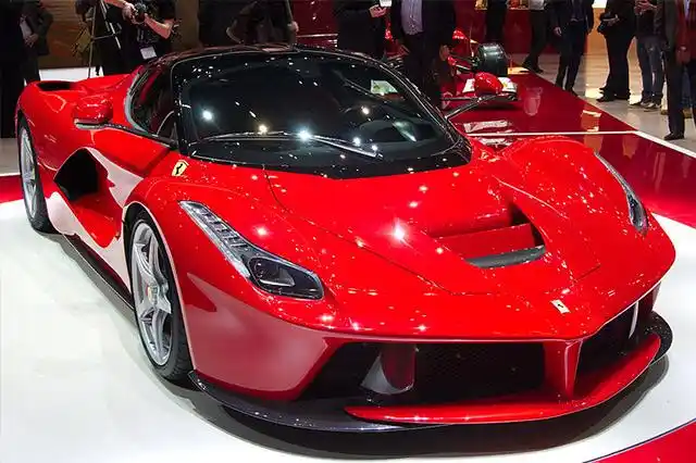 法拉利laferrari