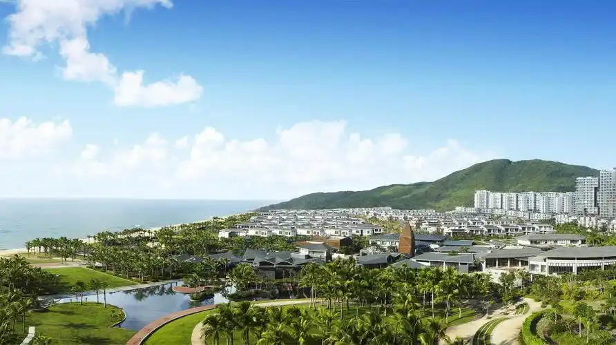 陵水富力湾百米亲海院墅即将推出,另多种户型别墅在售 总价约800万/套