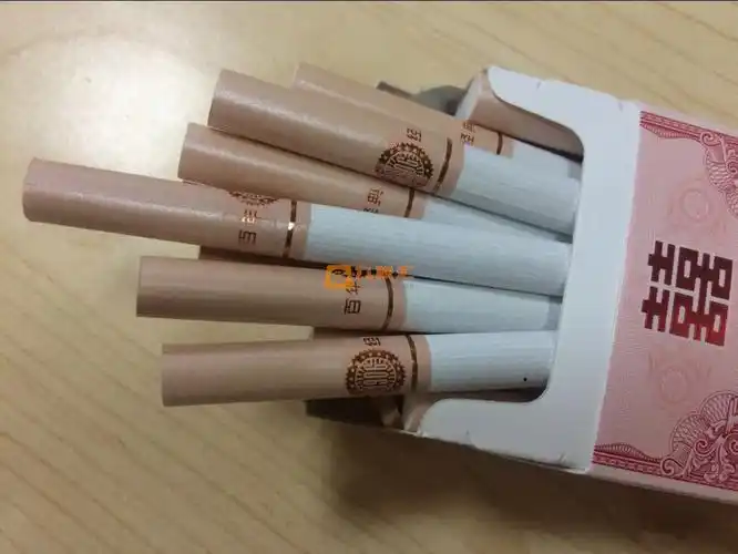 双喜百年经典,售价20元一包,纯正,浓郁的烟叶味道