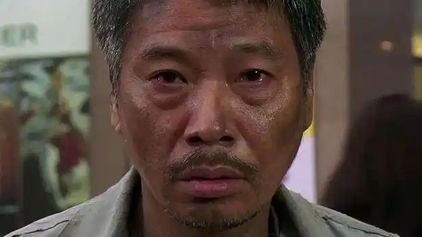 流浪地球官博换黑头像悼念吴孟达,究竟是怎么一回事?