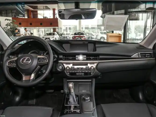 【2016款雷克萨斯es200 midnight特别限量版_中控区_1/126张图片】