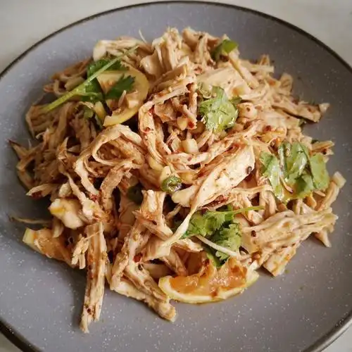 黄楚湄做的减脂健身|凉拌手撕鸡丝(香辣&麻油版)