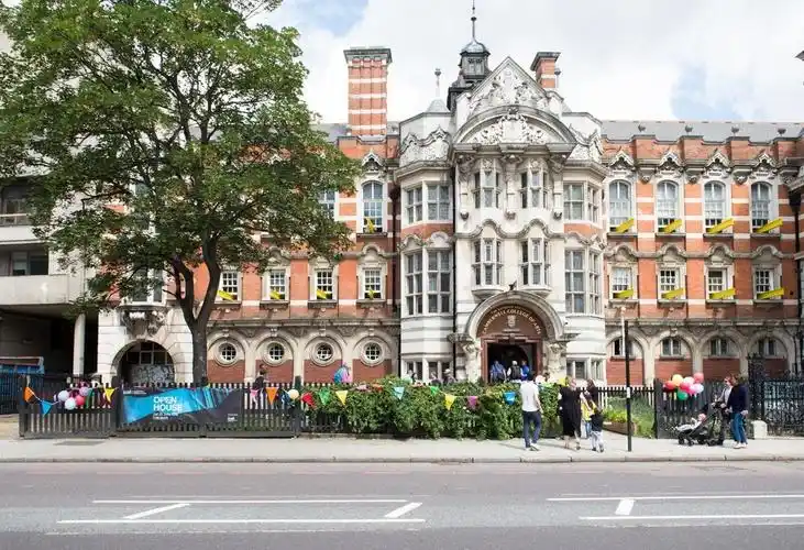 坎伯韦尔艺术学院