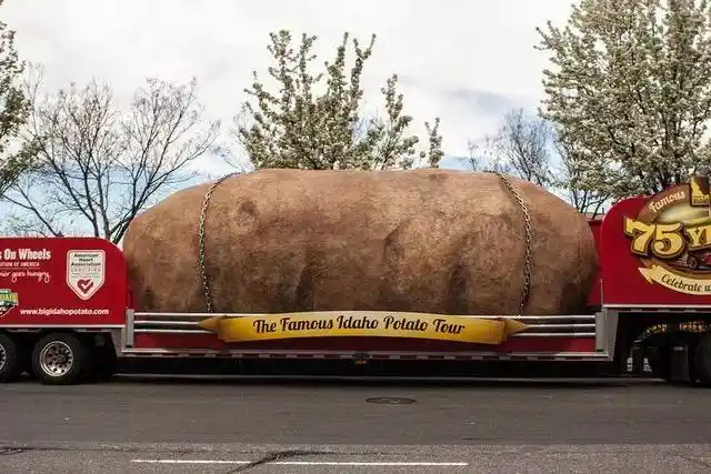 但它更负盛名的其实是土豆!所以,不如叫它 "土豆州"更为贴切