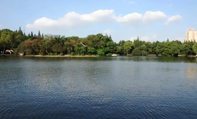 【湖面2摄影图片】公园生活摄影_珍珠梅q_太平洋电脑网摄影部落